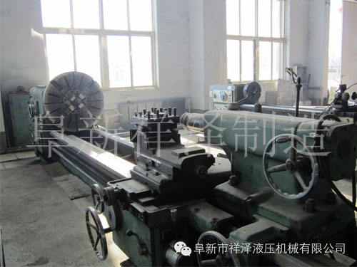 普車CW6163C 最大工件長度3米、最大工件回轉(zhuǎn)直徑630mm